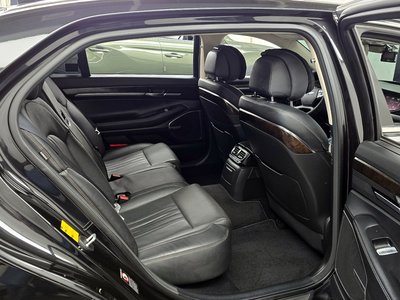2019 Genesis G90 — миниатюра 12
