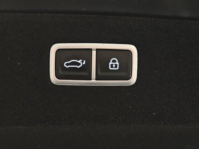2023 Genesis G90 (RS4) thumbnail 26