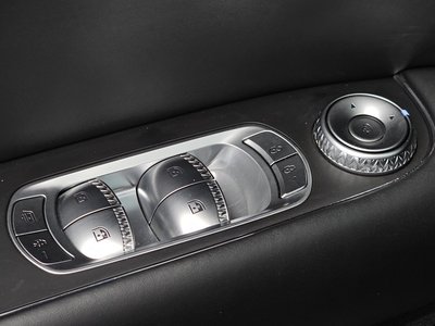 2023 Genesis G90 (RS4) thumbnail 31