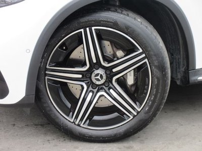 MERCEDES-BENZ GLC AMG - 10