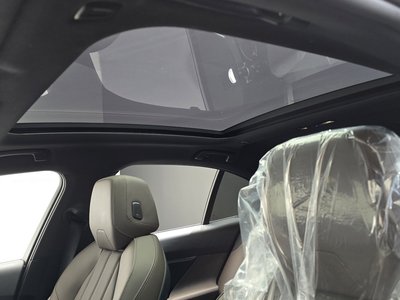 2024 BMW 5 SERIES — миниатюра 22