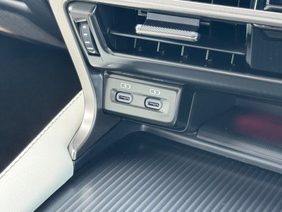 2025 Lexus RX — миниатюра 64