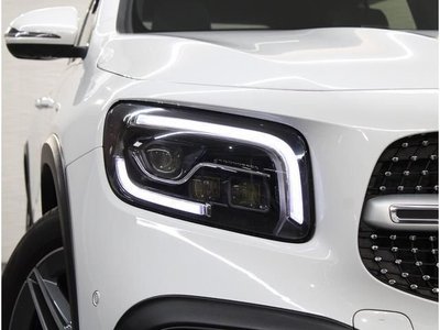 MERCEDES-BENZ GLB - 3