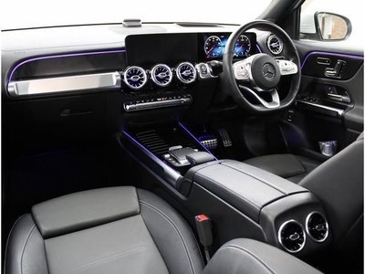 MERCEDES-BENZ GLB - 8