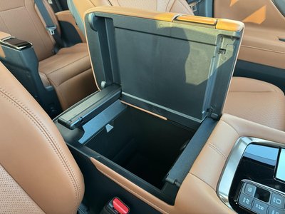 صورة مصغرة 48 لـ 2025 Toyota VELLFIRE