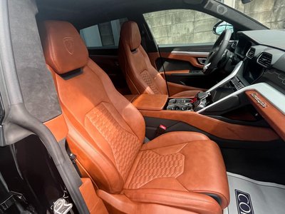 2019 Lamborghini URUS — фото 7