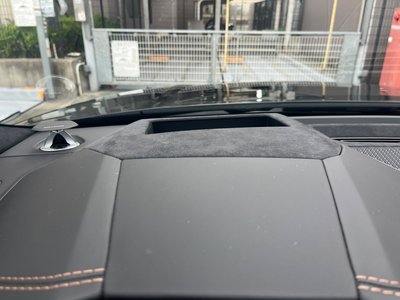 2019 Lamborghini URUS — фото 12