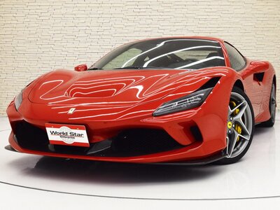 FERRARI F8 TRIBUTO