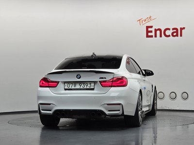 2018 BMW M4 — фото 3