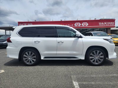 LEXUS LX - 10