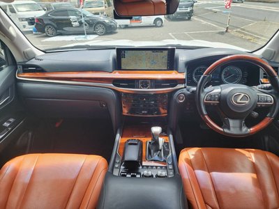 LEXUS LX - 3
