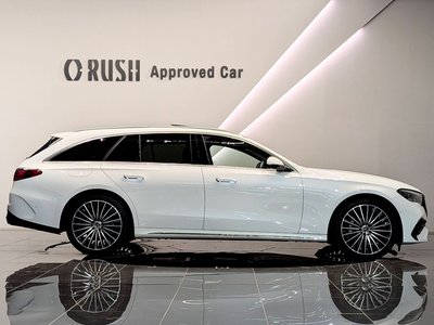 MERCEDES-BENZ E-CLASS - 4