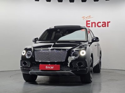 BENTLEY BENTAYGA - 2