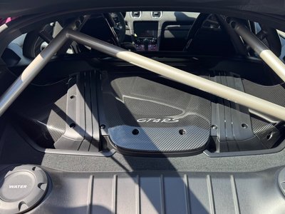 PORSCHE 718 CAYMAN GT4 RS - 9