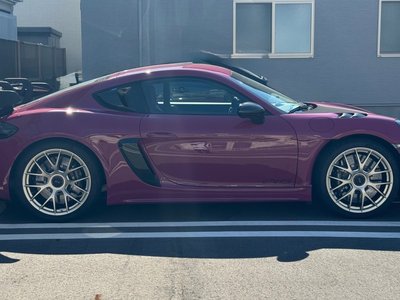 PORSCHE 718 CAYMAN GT4 RS - 3