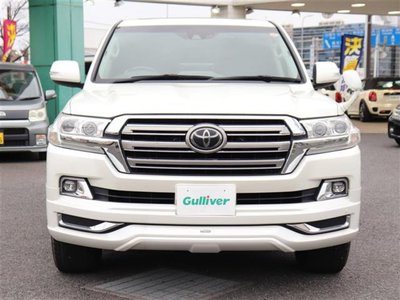 TOYOTA LAND CRUISER 200 - 4