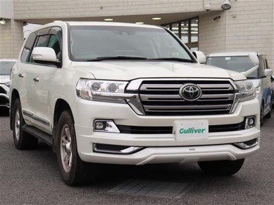 TOYOTA LAND CRUISER 200 - 1
