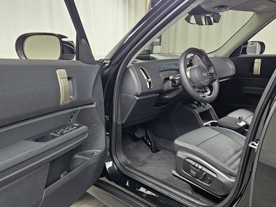 MINI COUNTRYMAN - 10