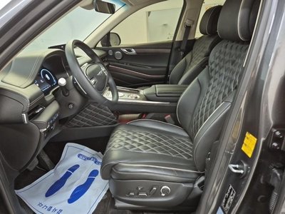 صورة 5 لـ 2022 Genesis GV80