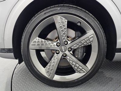 صورة 6 لـ 2021 Genesis GV70