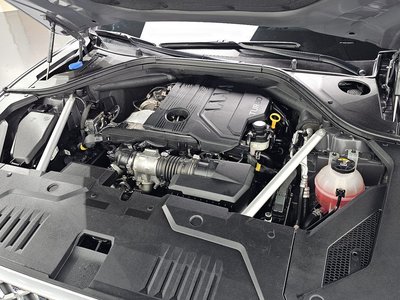 صورة 7 لـ 2021 Genesis GV70