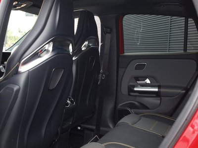 صورة مصغرة 11 لـ 2025 Mercedes-BENZ GLA AMG