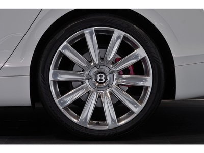 2015 Bentley FLYING SPUR 照片 9