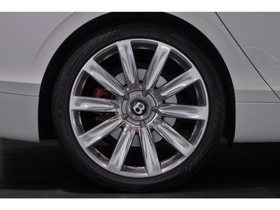 صورة مصغرة 11 لـ 2015 Bentley FLYING SPUR