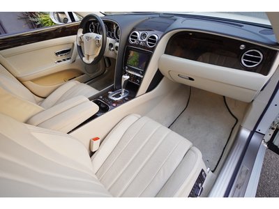 صورة مصغرة 16 لـ 2015 Bentley FLYING SPUR