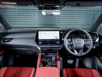 صورة مصغرة 14 لـ 2025 Lexus RX