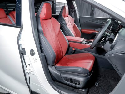 صورة مصغرة 17 لـ 2025 Lexus RX