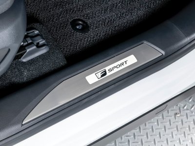 صورة مصغرة 57 لـ 2025 Lexus RX