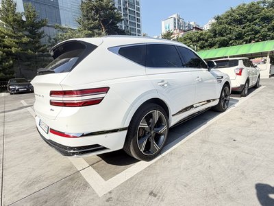 GENESIS GV80 - 3