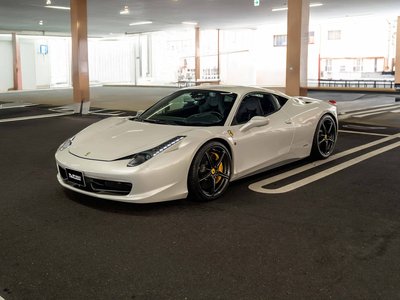FERRARI 458 ITALIA - 10