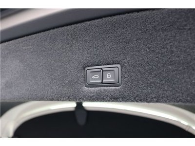 صورة مصغرة 42 لـ 2026 Lamborghini URUS