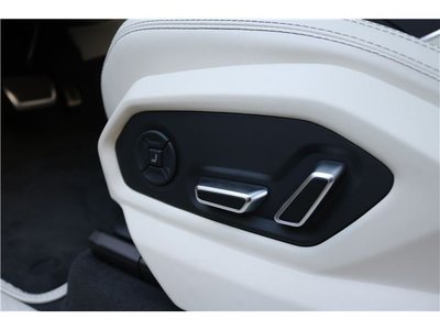 صورة مصغرة 32 لـ 2026 Lamborghini URUS