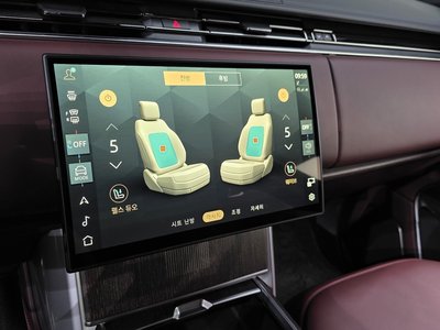 2025 LAND Rover RANGE ROVER thumbnail 15