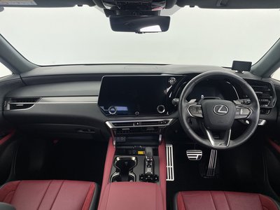 صورة 3 لـ 2023 Lexus RX