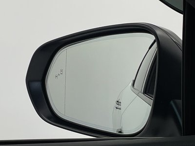 صورة مصغرة 33 لـ 2023 Lexus RX