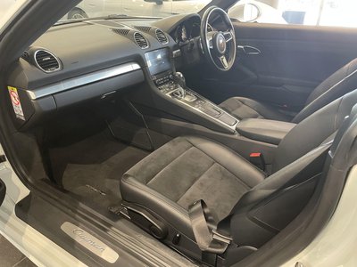 2018 Porsche 718 缩略图 32