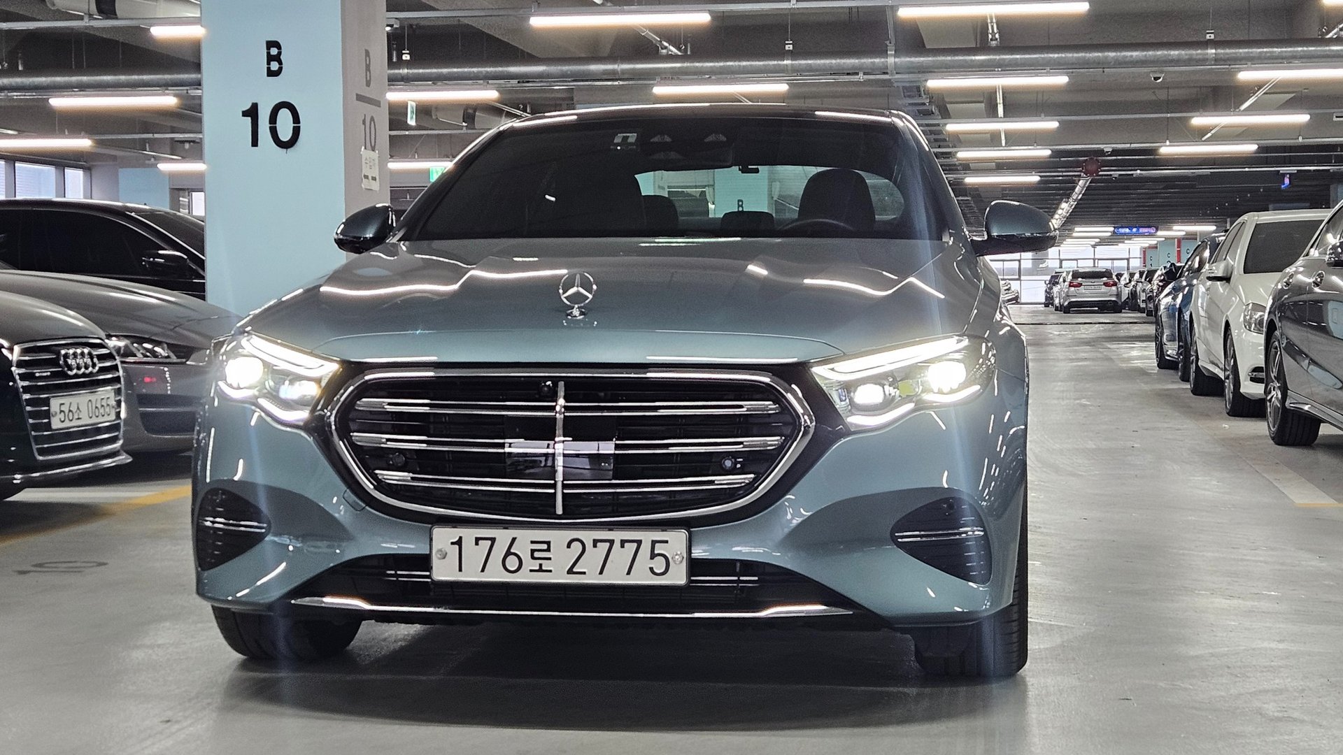 MERCEDES-BENZ E-CLASS - View 1