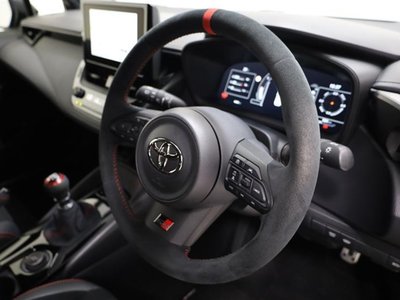 صورة مصغرة 18 لـ 2025 Toyota GR COROLLA