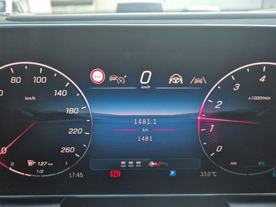 MERCEDES-BENZ GLC - 4