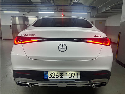 MERCEDES-BENZ GLC - 7