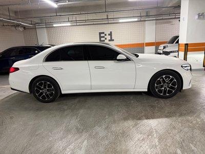 MERCEDES-BENZ E-CLASS - 6