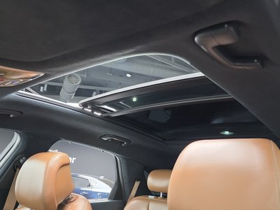 2023 Genesis GV70 thumbnail 24