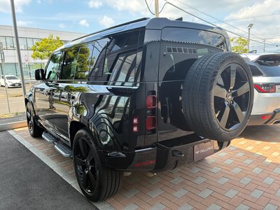 صورة 6 لـ 2024 LAND Rover DEFENDER