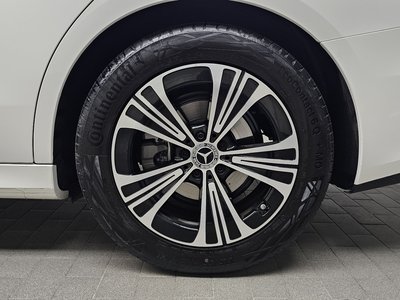 MERCEDES-BENZ E-CLASS - 6