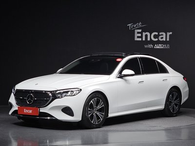 MERCEDES-BENZ E-CLASS - 1