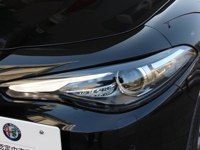 ALFA ROMEO JULIA - 8